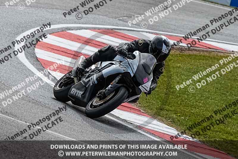 donington no limits trackday;donington park photographs;donington trackday photographs;no limits trackdays;peter wileman photography;trackday digital images;trackday photos